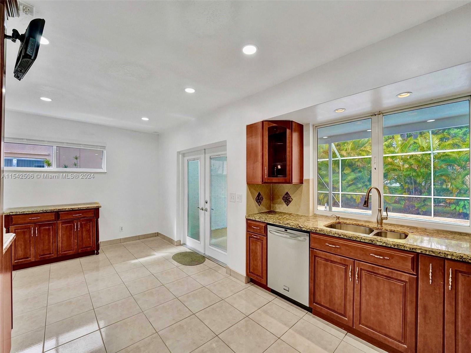 5405 Mckinley St, Hollywood, Florida 33021, 3 Bedrooms Bedrooms, ,2 BathroomsBathrooms,Residential,For Sale,5405 Mckinley St,A11542506