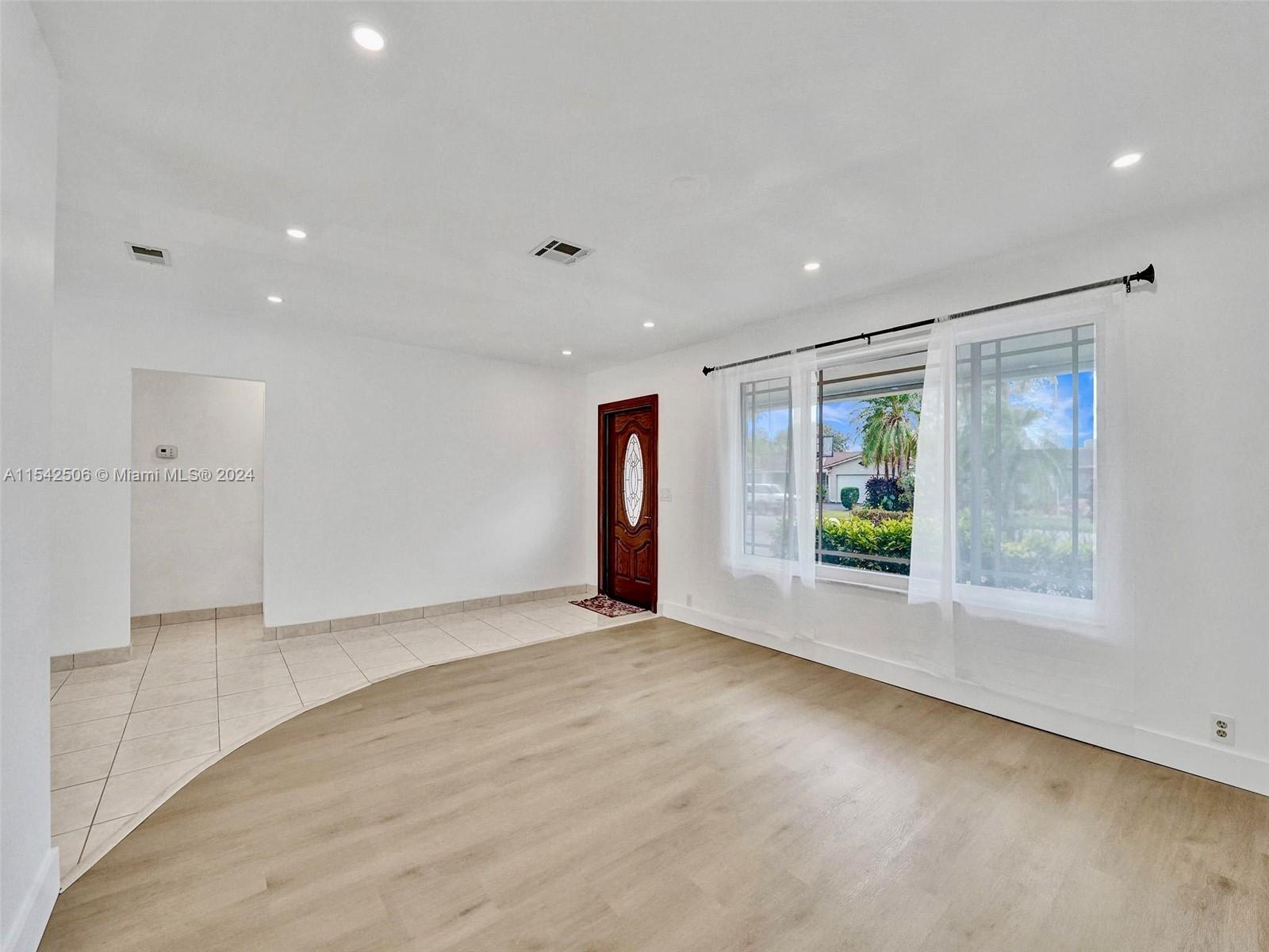 5405 Mckinley St, Hollywood, Florida 33021, 3 Bedrooms Bedrooms, ,2 BathroomsBathrooms,Residential,For Sale,5405 Mckinley St,A11542506