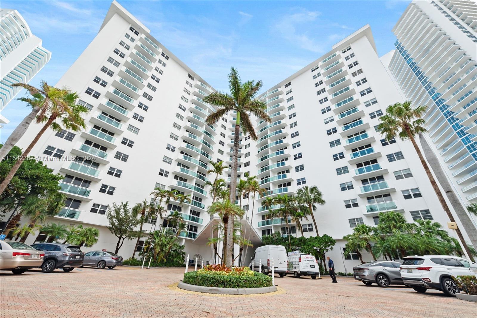 3001 S Ocean Dr 1407, Hollywood, Florida 33019, 1 Bedroom Bedrooms, ,1 BathroomBathrooms,Residentiallease,For Rent,3001 S Ocean Dr 1407,A11542387