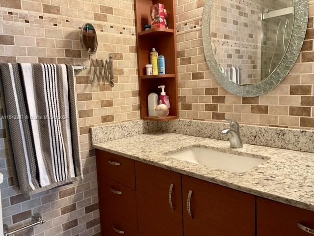 3001 S Ocean Dr 1407, Hollywood, Florida 33019, 1 Bedroom Bedrooms, ,1 BathroomBathrooms,Residentiallease,For Rent,3001 S Ocean Dr 1407,A11542387