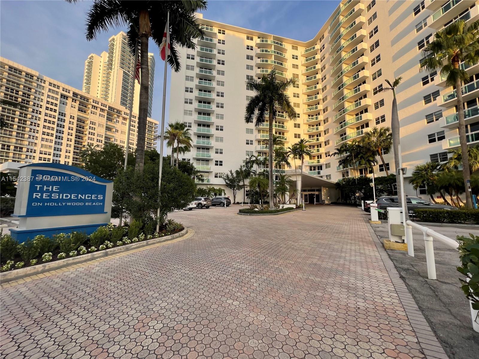 3001 S Ocean Dr 1407, Hollywood, Florida 33019, 1 Bedroom Bedrooms, ,1 BathroomBathrooms,Residentiallease,For Rent,3001 S Ocean Dr 1407,A11542387