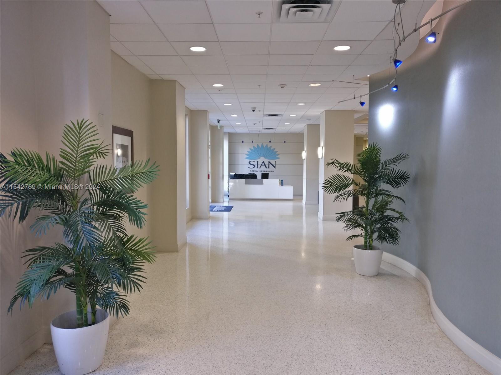 4001 S Ocean Dr 4M, Hollywood, Florida 33019, 2 Bedrooms Bedrooms, ,2 BathroomsBathrooms,Residentiallease,For Rent,4001 S Ocean Dr 4M,A11542769