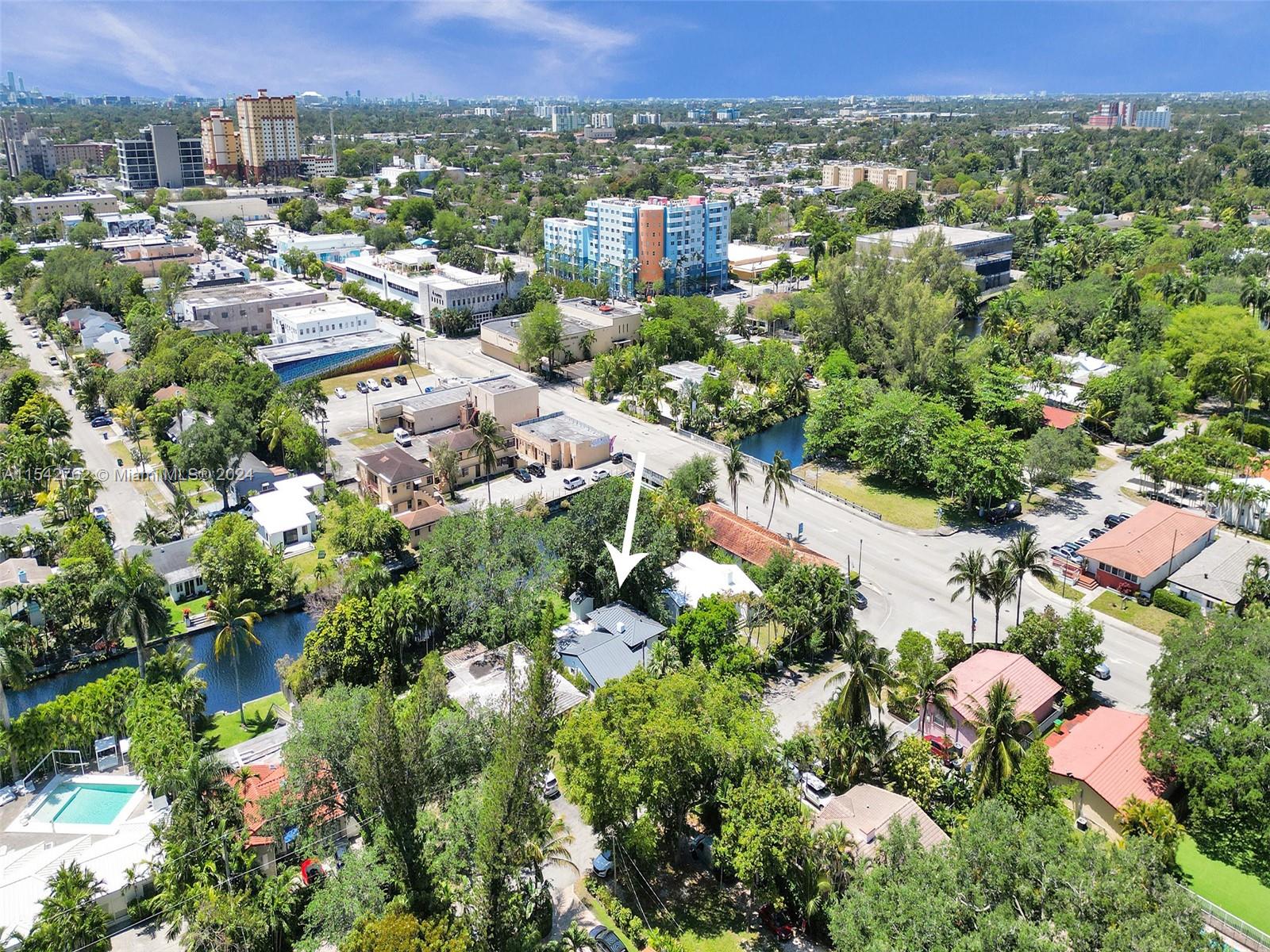 210 NE 85th St 210, El Portal, Florida 33138, 3 Bedrooms Bedrooms, ,2 BathroomsBathrooms,Residentiallease,For Rent,210 NE 85th St 210,A11542762