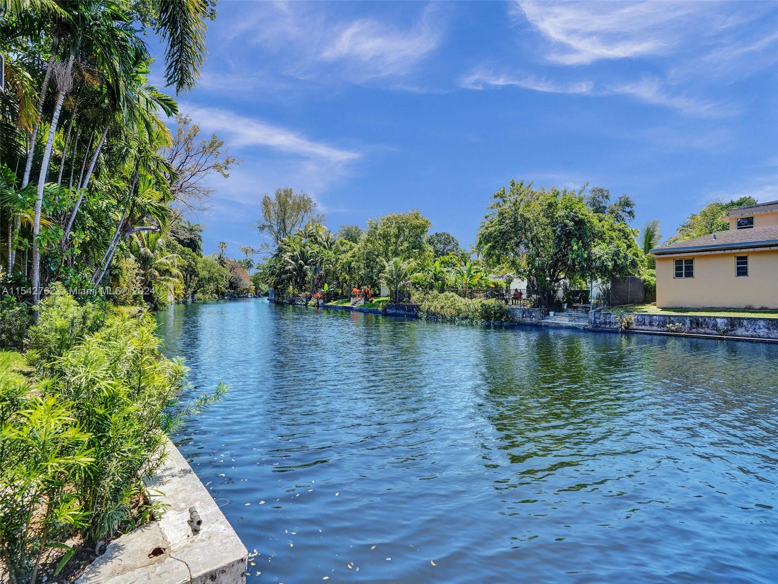 210 NE 85th St 210, El Portal, Florida 33138, 3 Bedrooms Bedrooms, ,2 BathroomsBathrooms,Residentiallease,For Rent,210 NE 85th St 210,A11542762