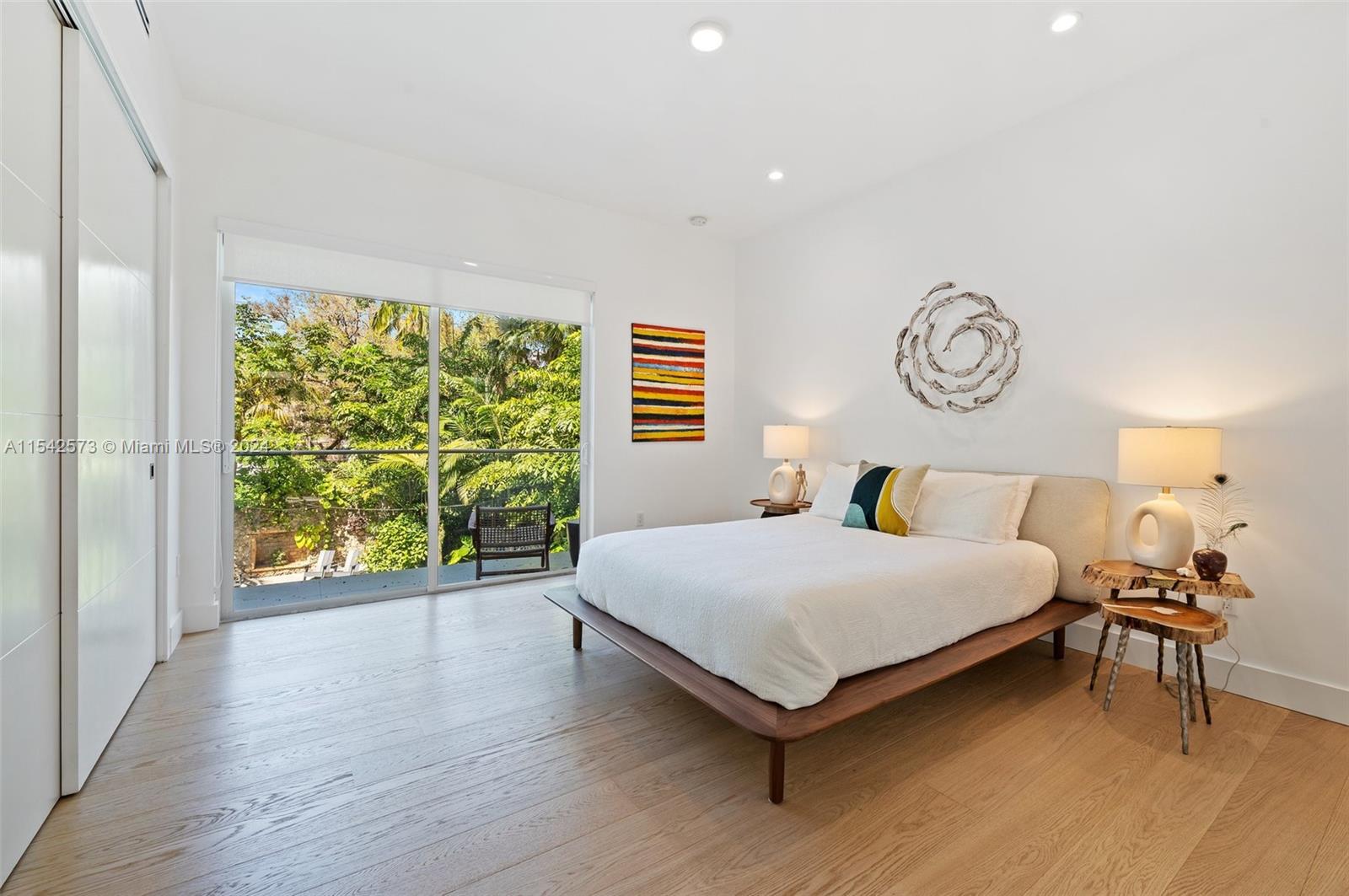 3901 Kumquat Ave, Miami, FL, 33133 United States, 4 Bedrooms Bedrooms, ,4 BathroomsBathrooms,Residential,For Sale,Kumquat Ave,A11542573