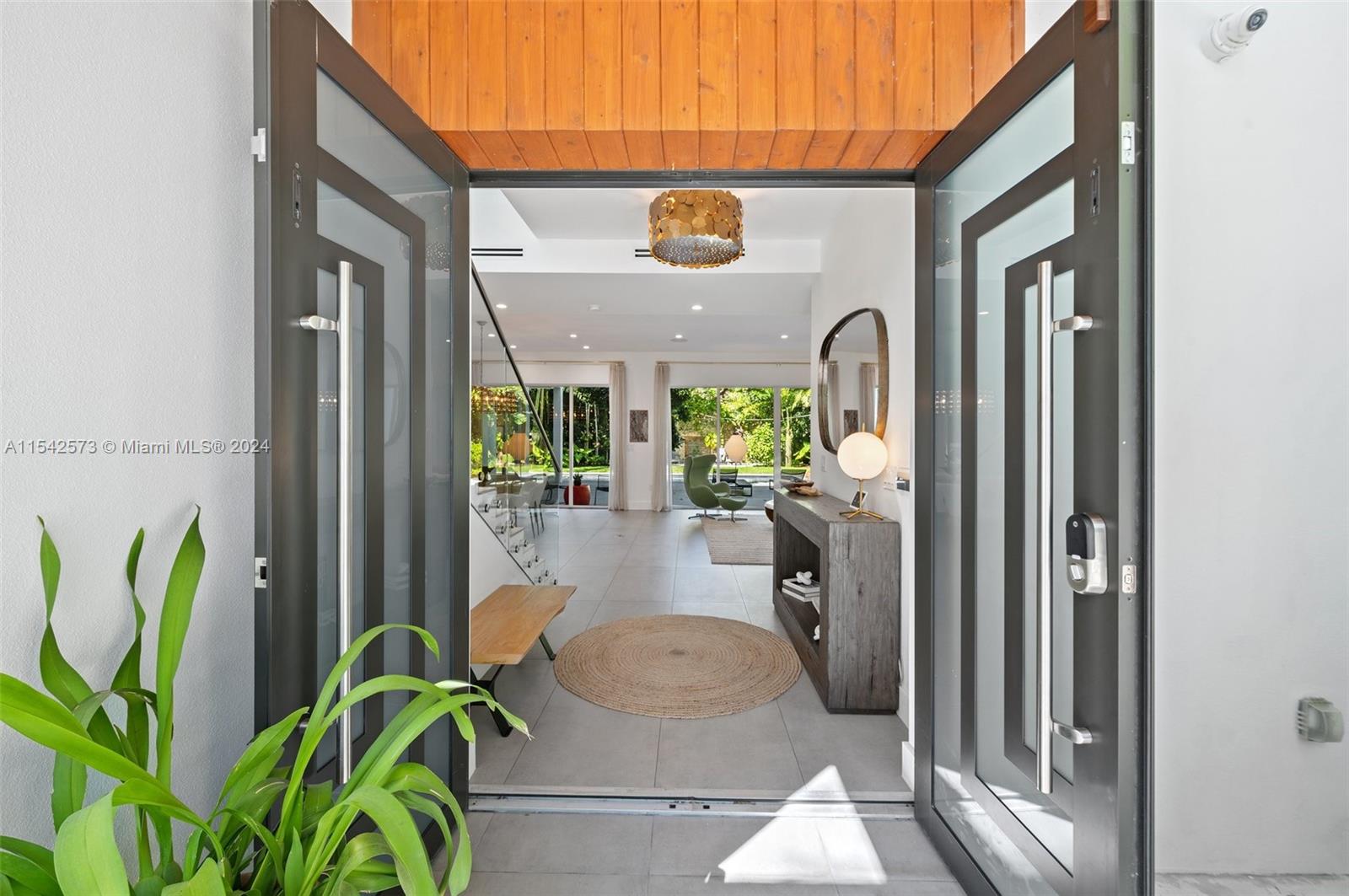 3901 Kumquat Ave, Miami, FL, 33133 United States, 4 Bedrooms Bedrooms, ,4 BathroomsBathrooms,Residential,For Sale,Kumquat Ave,A11542573