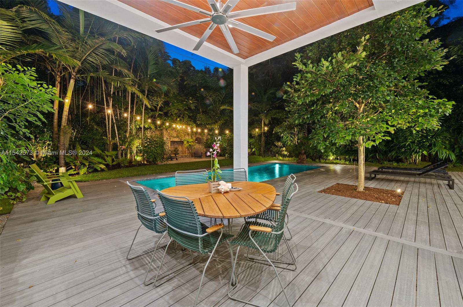 3901 Kumquat Ave, Miami, FL, 33133 United States, 4 Bedrooms Bedrooms, ,4 BathroomsBathrooms,Residential,For Sale,Kumquat Ave,A11542573