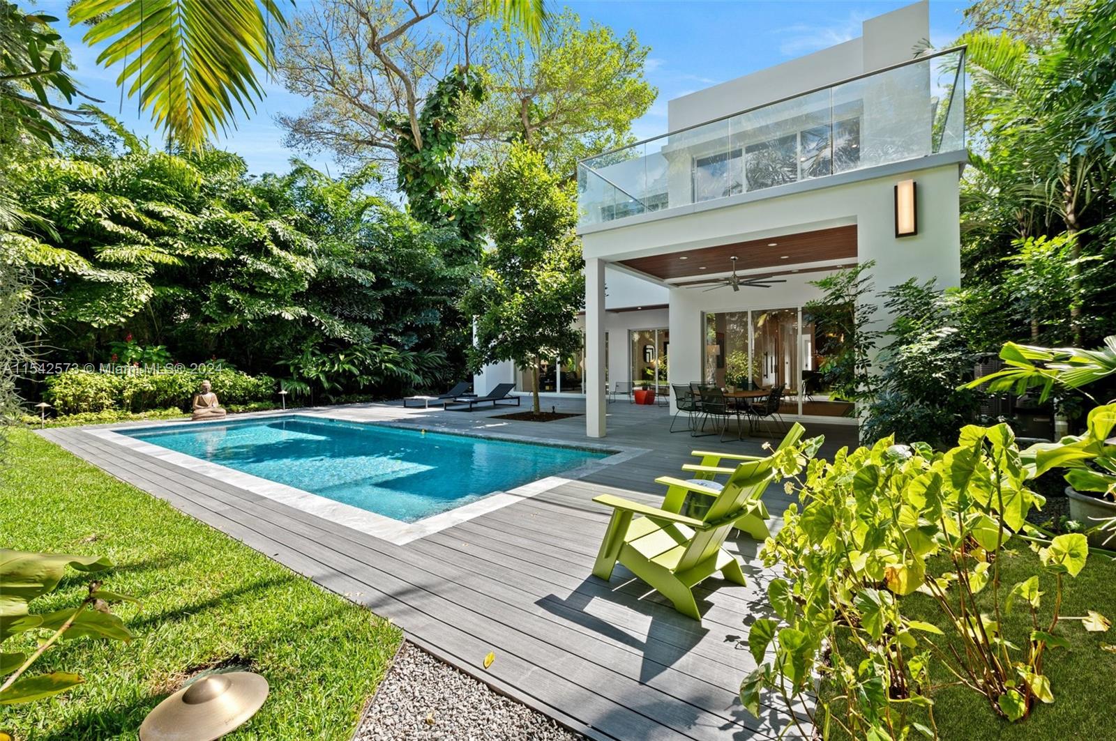 3901 Kumquat Ave, Miami, FL, 33133 United States, 4 Bedrooms Bedrooms, ,4 BathroomsBathrooms,Residential,For Sale,Kumquat Ave,A11542573