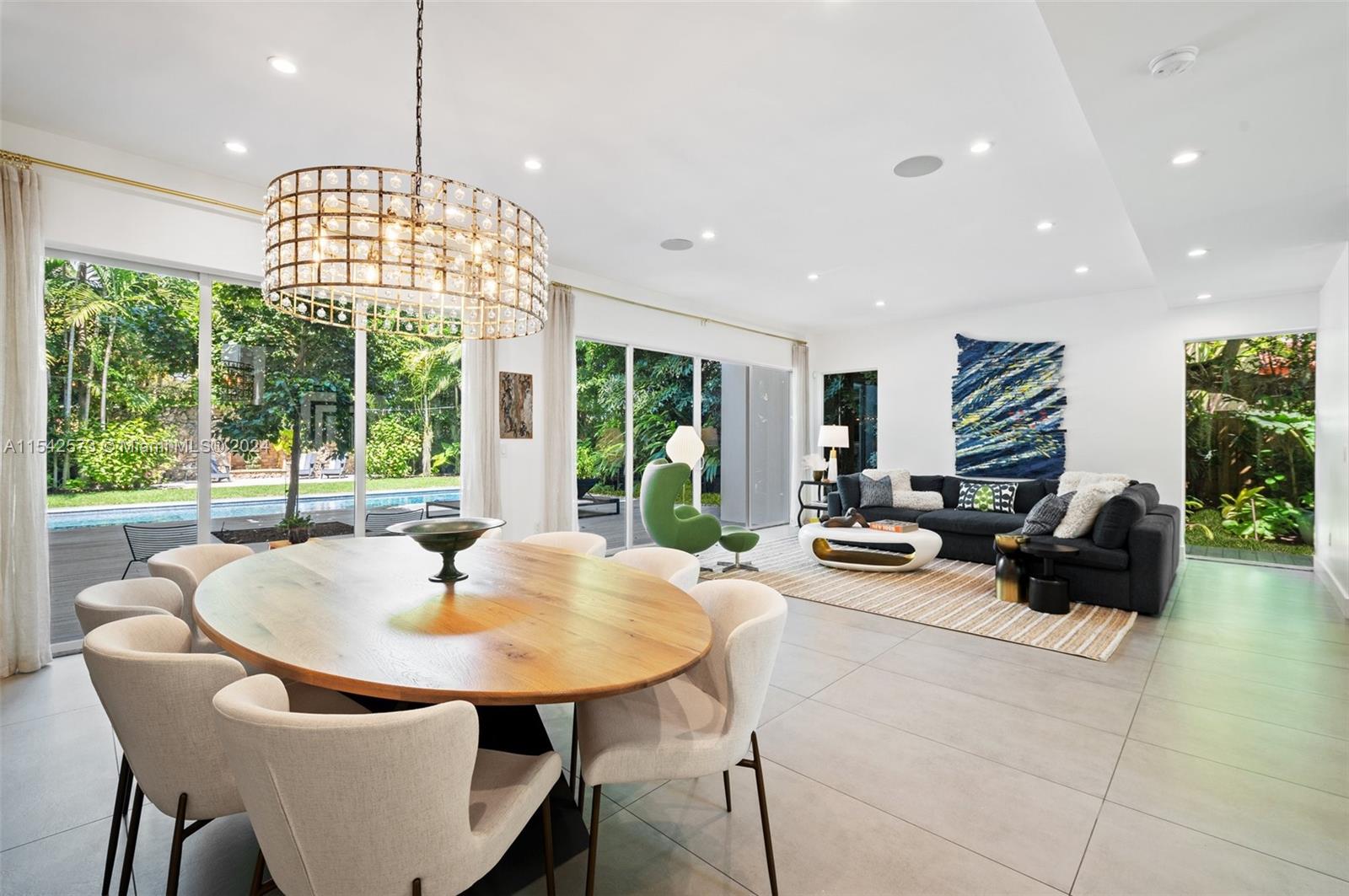 3901 Kumquat Ave, Miami, FL, 33133 United States, 4 Bedrooms Bedrooms, ,4 BathroomsBathrooms,Residential,For Sale,Kumquat Ave,A11542573