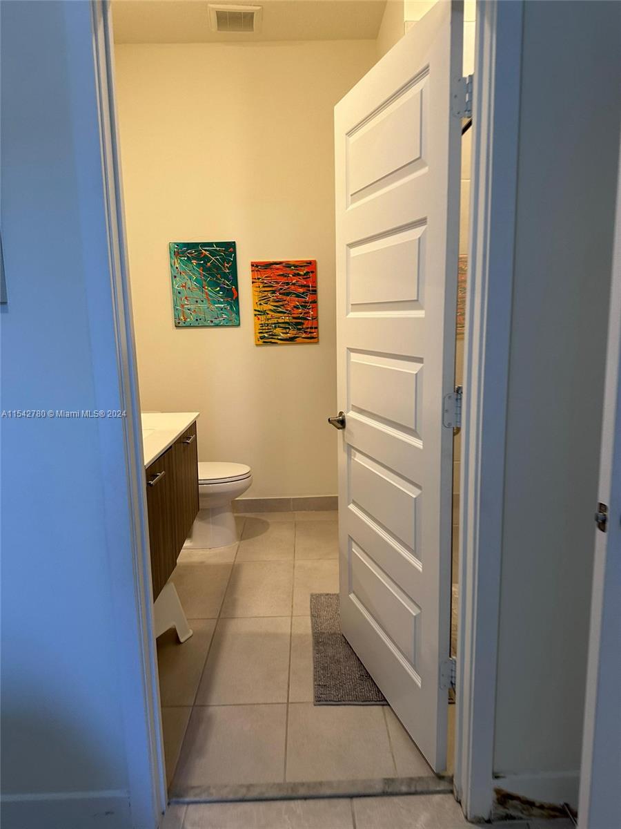 8005 NW 104th Ave 2, Doral, Florida 33178, 2 Bedrooms Bedrooms, ,2 BathroomsBathrooms,Residentiallease,For Rent,8005 NW 104th Ave 2,A11542780