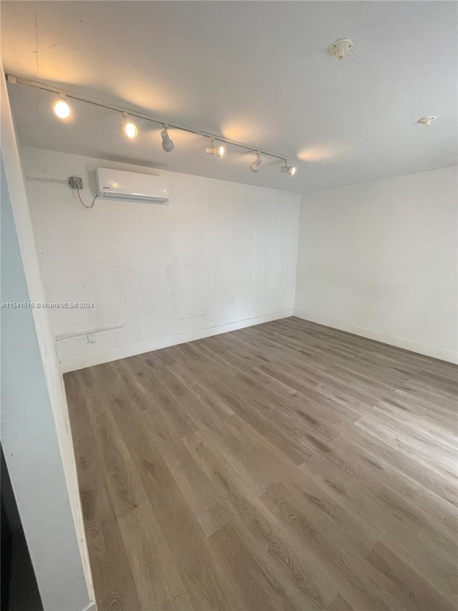 Miami, Florida 33145, 2 Bedrooms Bedrooms, ,1 BathroomBathrooms,Residentiallease,For Rent,A11541516