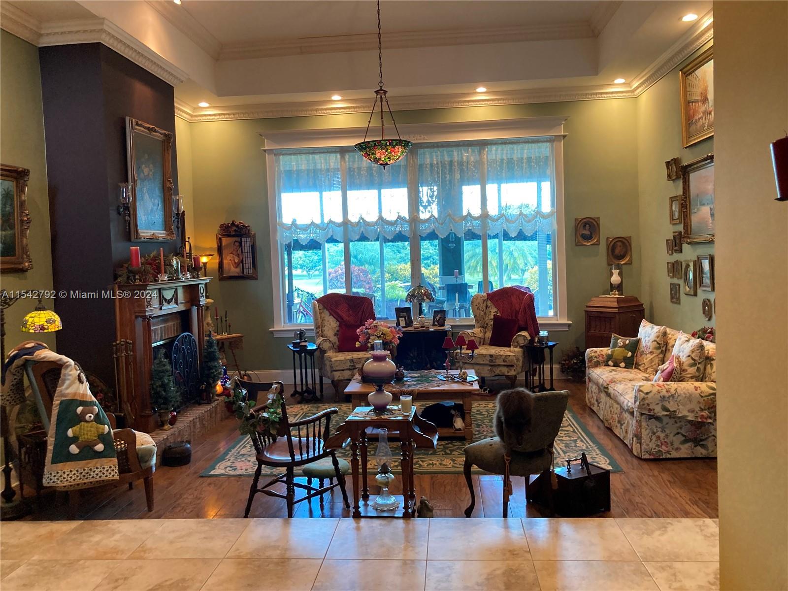 18007 SW 154th St, Miami, Florida 33187, 8 Bedrooms Bedrooms, ,5 BathroomsBathrooms,Residential,For Sale,18007 SW 154th St,A11542792