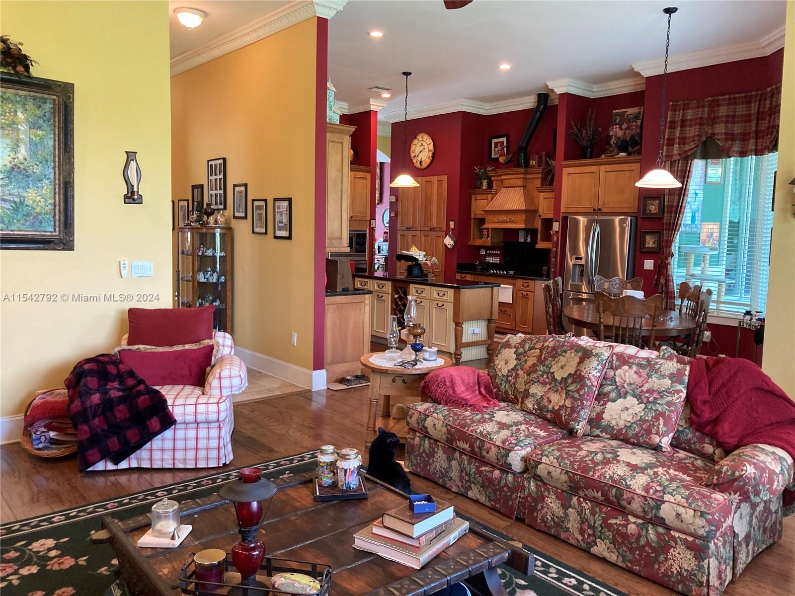 18007 SW 154th St, Miami, Florida 33187, 8 Bedrooms Bedrooms, ,5 BathroomsBathrooms,Residential,For Sale,18007 SW 154th St,A11542792