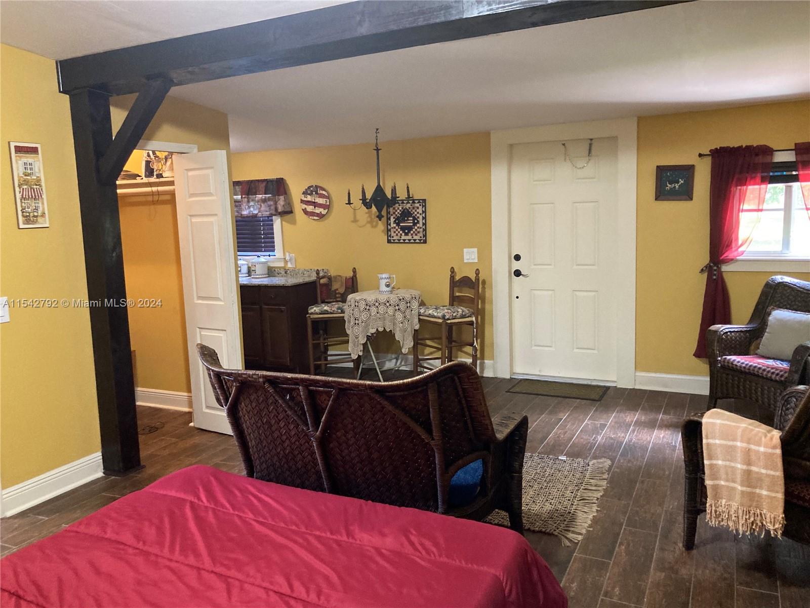 18007 SW 154th St, Miami, Florida 33187, 8 Bedrooms Bedrooms, ,5 BathroomsBathrooms,Residential,For Sale,18007 SW 154th St,A11542792