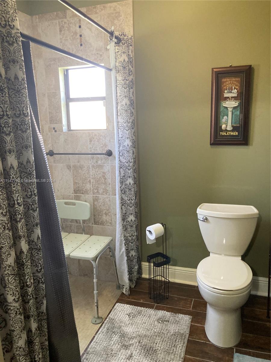 18007 SW 154th St, Miami, Florida 33187, 8 Bedrooms Bedrooms, ,5 BathroomsBathrooms,Residential,For Sale,18007 SW 154th St,A11542792