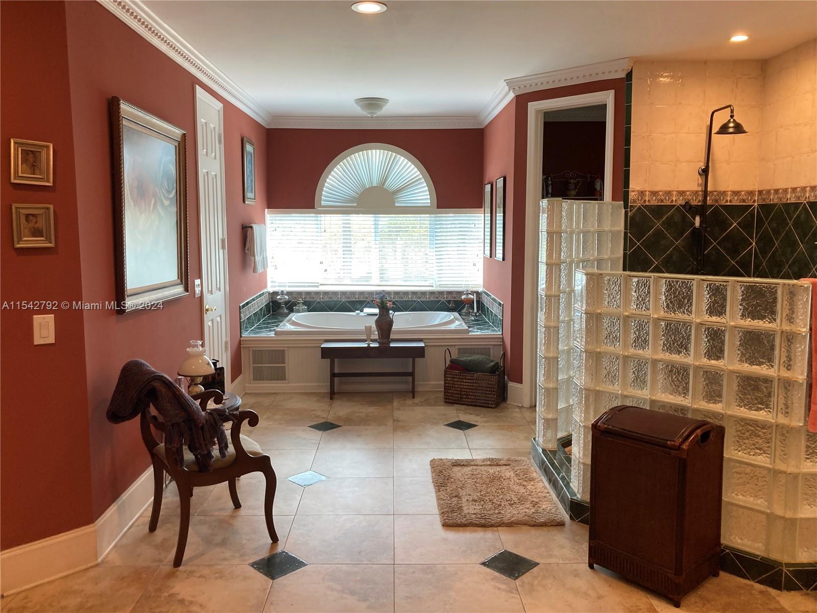 18007 SW 154th St, Miami, Florida 33187, 8 Bedrooms Bedrooms, ,5 BathroomsBathrooms,Residential,For Sale,18007 SW 154th St,A11542792