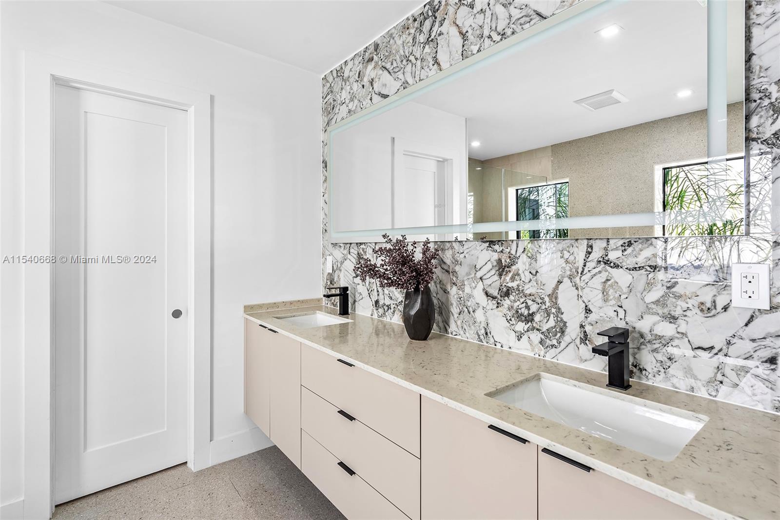 1181 NE 97th St, Miami Shores, Florida 33138, 4 Bedrooms Bedrooms, 5 Rooms Rooms,4 BathroomsBathrooms,Residential,For Sale,1181 NE 97th St,A11540668