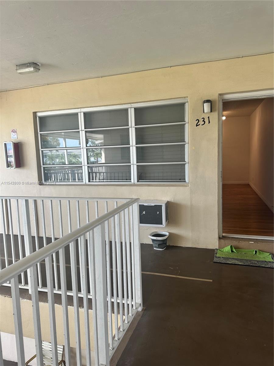 900 Atlantic Shores Blvd 231, Hallandale Beach, Florida 33009, 1 Bedroom Bedrooms, ,1 BathroomBathrooms,Residential,For Sale,900 Atlantic Shores Blvd 231,A11542800