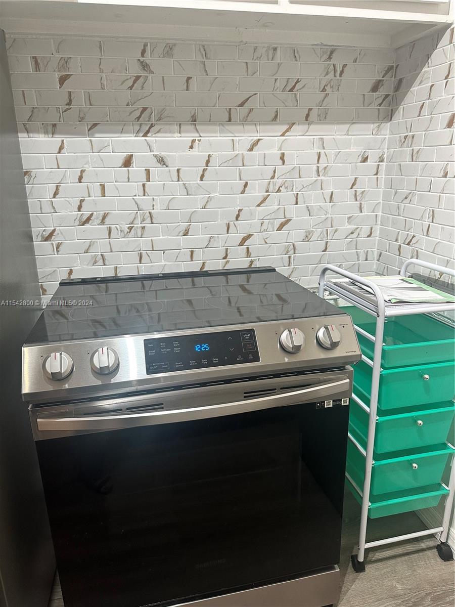 900 Atlantic Shores Blvd 231, Hallandale Beach, Florida 33009, 1 Bedroom Bedrooms, ,1 BathroomBathrooms,Residential,For Sale,900 Atlantic Shores Blvd 231,A11542800