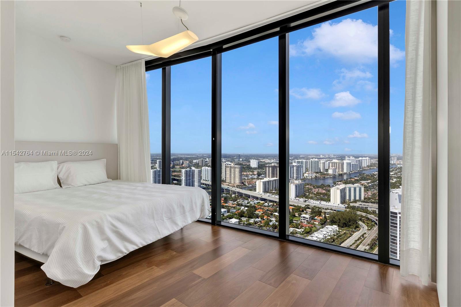 18555 Collins Ave, Sunny Isles Beach, FL, 33160 United States, 4 Bedrooms Bedrooms, ,4 BathroomsBathrooms,Residential,For Sale,Collins Ave,A11542764