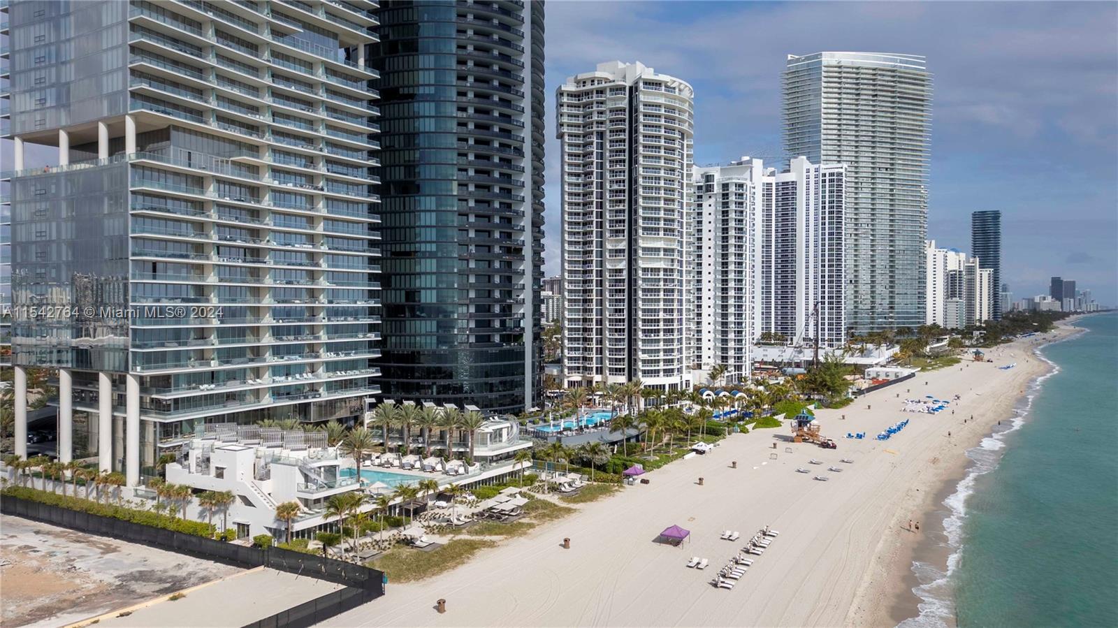 18555 Collins Ave, Sunny Isles Beach, FL, 33160 United States, 4 Bedrooms Bedrooms, ,4 BathroomsBathrooms,Residential,For Sale,Collins Ave,A11542764