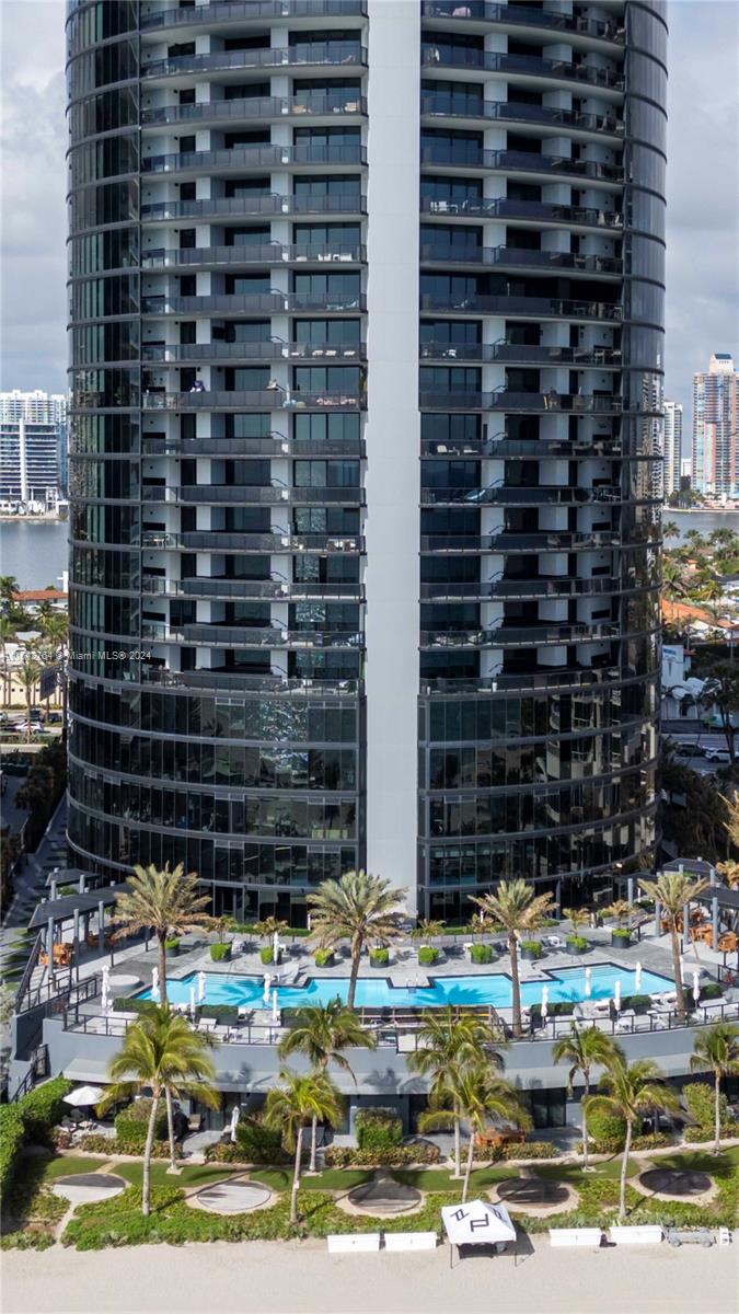 18555 Collins Ave, Sunny Isles Beach, FL, 33160 United States, 4 Bedrooms Bedrooms, ,4 BathroomsBathrooms,Residential,For Sale,Collins Ave,A11542764