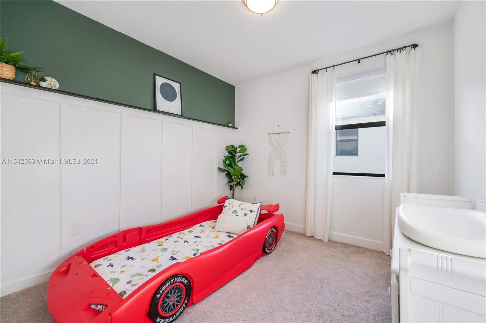 11892 SW 235th Ter n/a, Cutler Bay, Florida 33032, 4 Bedrooms Bedrooms, ,2 BathroomsBathrooms,Residentiallease,For Rent,11892 SW 235th Ter n/a,A11542693