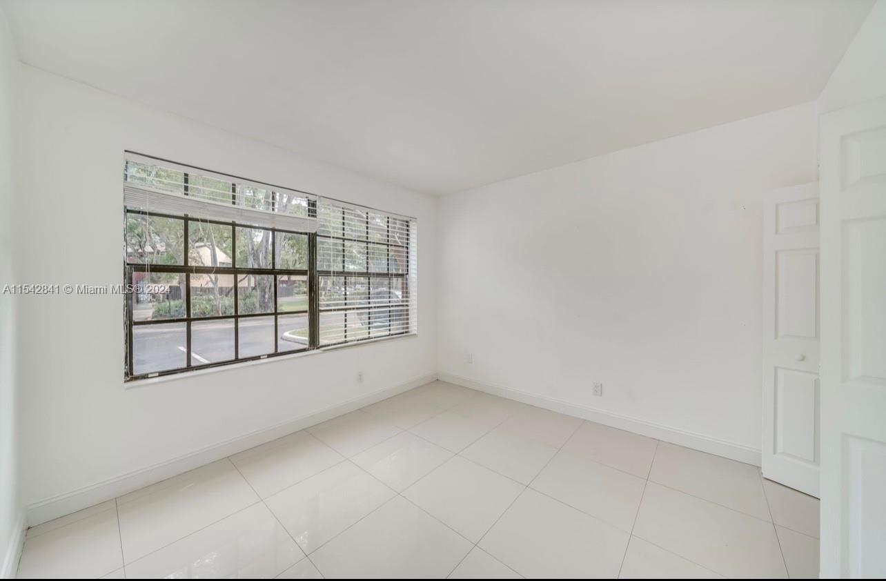 3052 N 35th Ter, Hollywood, Florida 33021, 4 Bedrooms Bedrooms, ,2 BathroomsBathrooms,Residential,For Sale,3052 N 35th Ter,A11542841