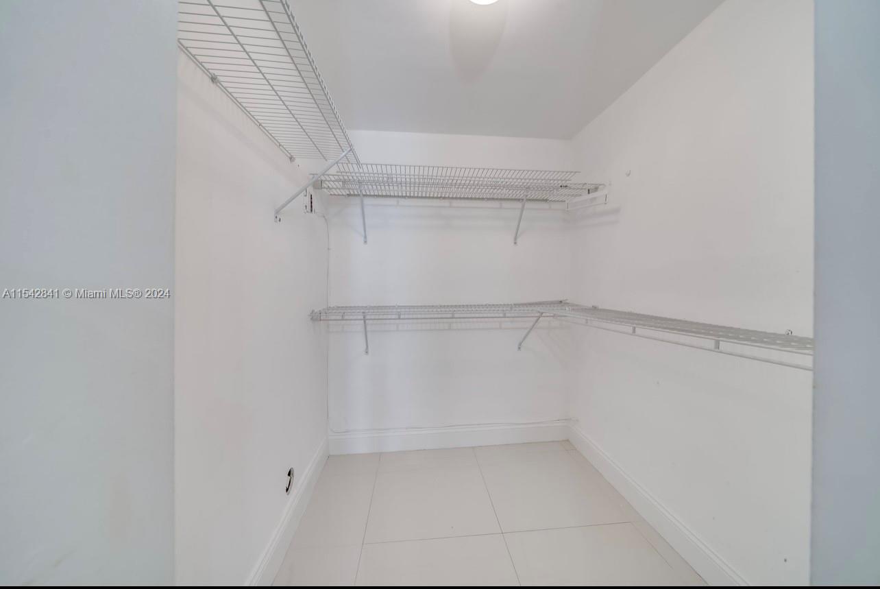 3052 N 35th Ter, Hollywood, Florida 33021, 4 Bedrooms Bedrooms, ,2 BathroomsBathrooms,Residential,For Sale,3052 N 35th Ter,A11542841