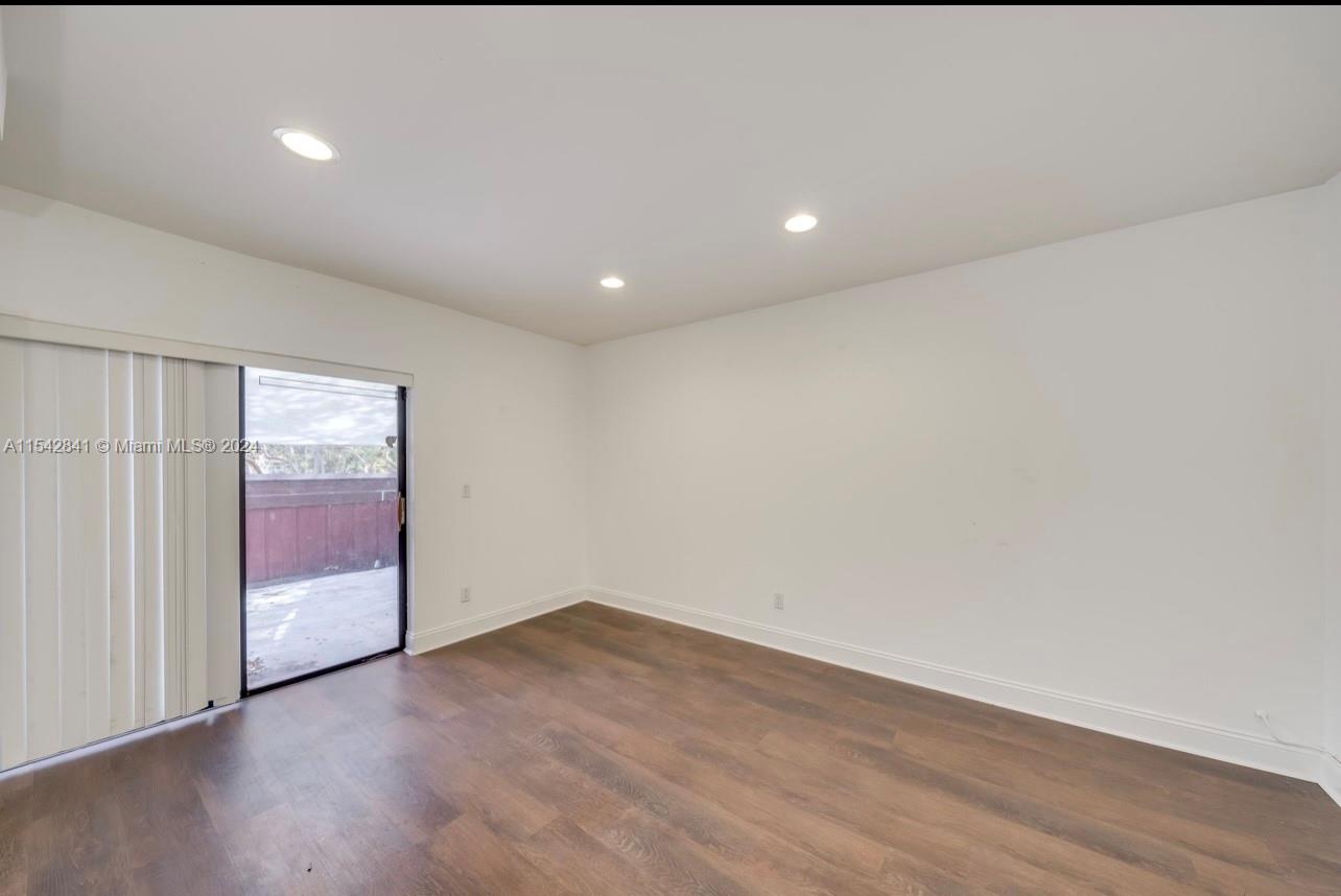 3052 N 35th Ter, Hollywood, Florida 33021, 4 Bedrooms Bedrooms, ,2 BathroomsBathrooms,Residential,For Sale,3052 N 35th Ter,A11542841