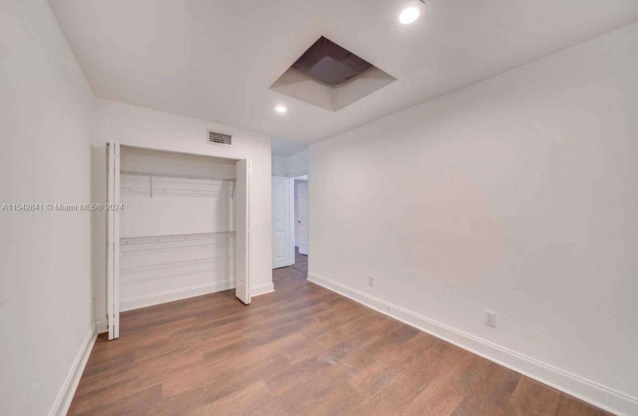 3052 N 35th Ter, Hollywood, Florida 33021, 4 Bedrooms Bedrooms, ,2 BathroomsBathrooms,Residential,For Sale,3052 N 35th Ter,A11542841