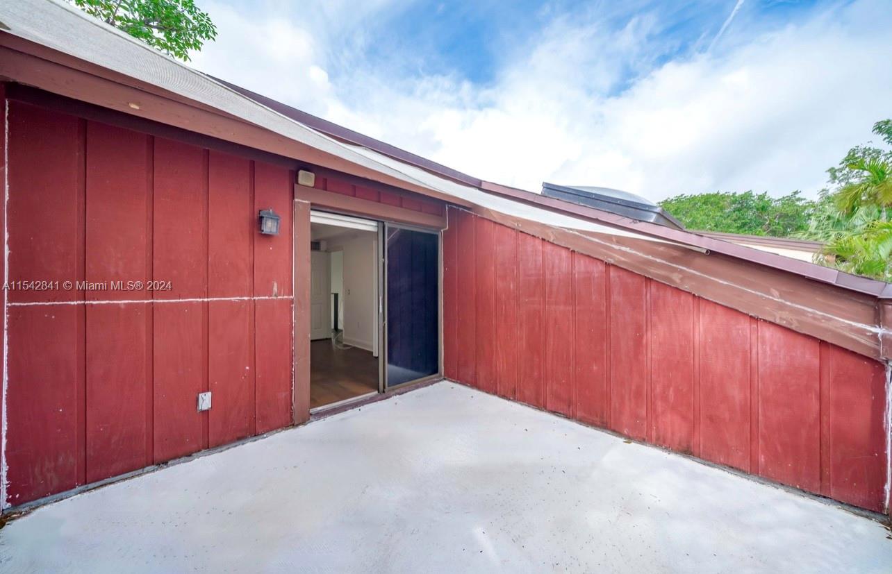 3052 N 35th Ter, Hollywood, Florida 33021, 4 Bedrooms Bedrooms, ,2 BathroomsBathrooms,Residential,For Sale,3052 N 35th Ter,A11542841