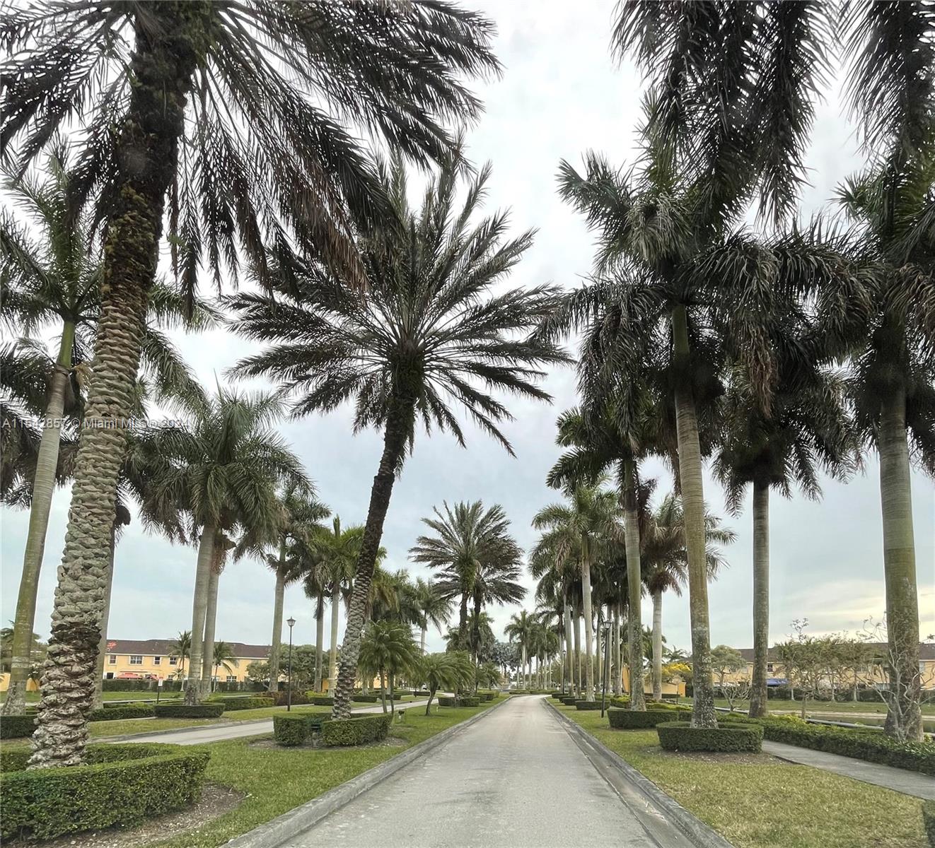 853 SW 149th Ct 853, Miami, Florida 33194, 4 Bedrooms Bedrooms, ,2 BathroomsBathrooms,Residentiallease,For Rent,853 SW 149th Ct 853,A11542857