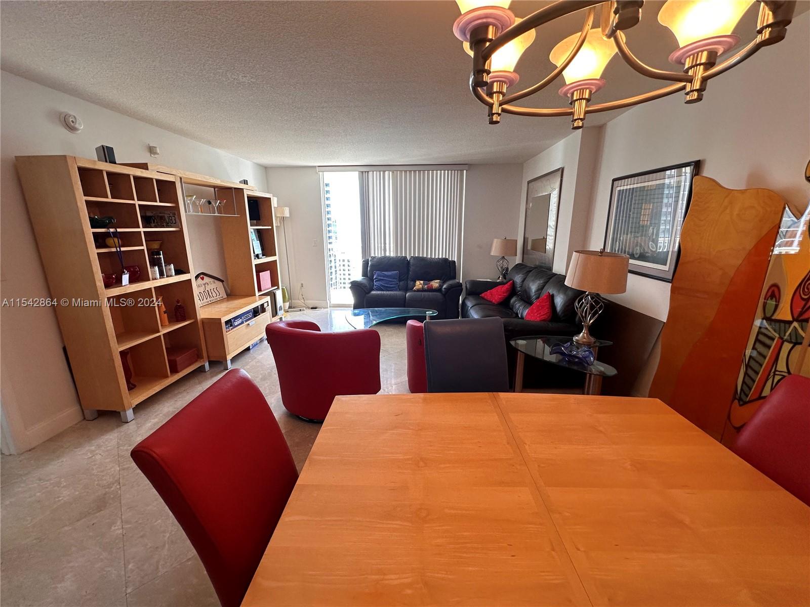 1200 BRICKELL BAY DR 3921, Miami, Florida 33131, 1 Bedroom Bedrooms, ,1 BathroomBathrooms,Residentiallease,For Rent,1200 BRICKELL BAY DR 3921,A11542864
