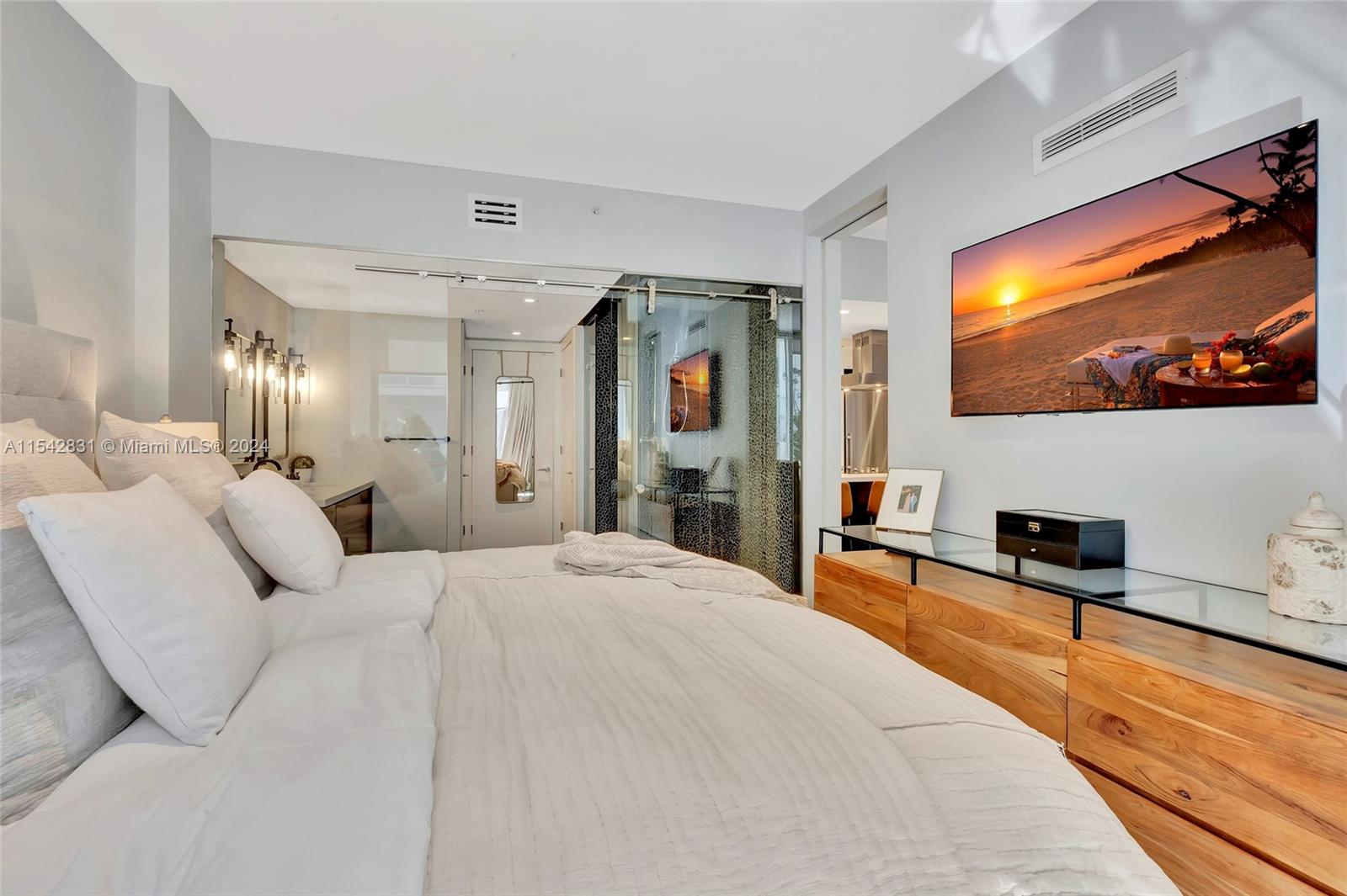 720 NE 62nd St 307, Miami, Florida 33138, 2 Bedrooms Bedrooms, ,2 BathroomsBathrooms,Residential,For Sale,720 NE 62nd St 307,A11542831