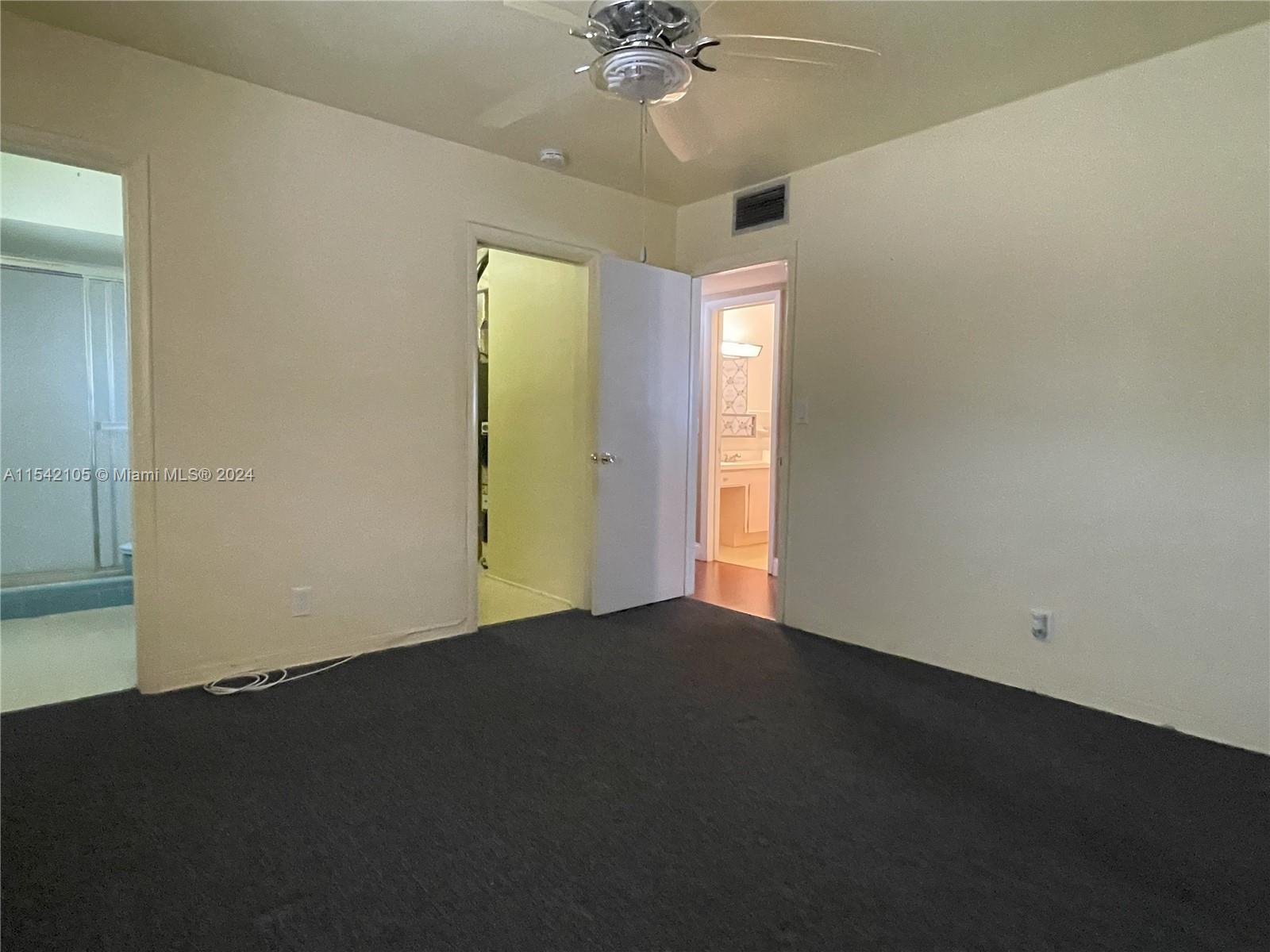 3847 S Circle 17, Hollywood, Florida 33021, 2 Bedrooms Bedrooms, ,2 BathroomsBathrooms,Residential,For Sale,3847 S Circle 17,A11542105