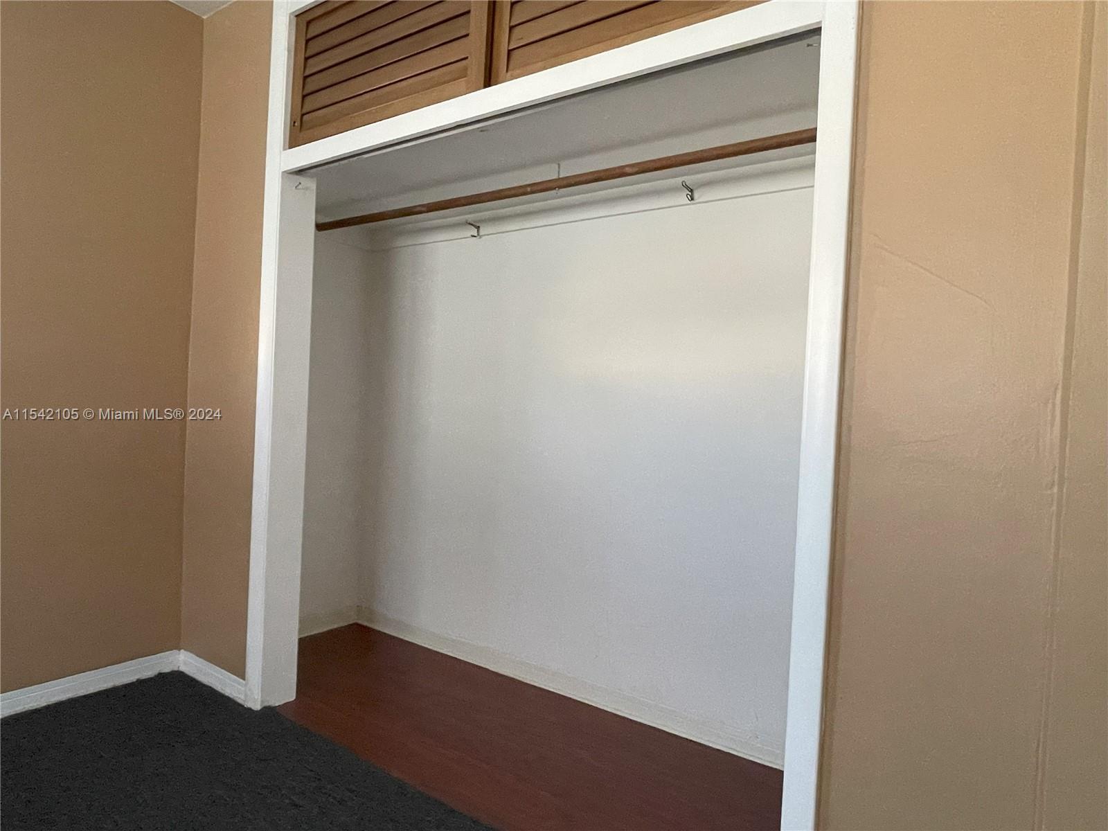 3847 S Circle 17, Hollywood, Florida 33021, 2 Bedrooms Bedrooms, ,2 BathroomsBathrooms,Residential,For Sale,3847 S Circle 17,A11542105