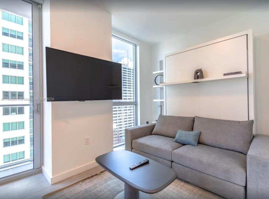 227 NE 2nd St 2112, Miami, Florida 33132, ,1 BathroomBathrooms,Residential,For Sale,227 NE 2nd St 2112,A11542874