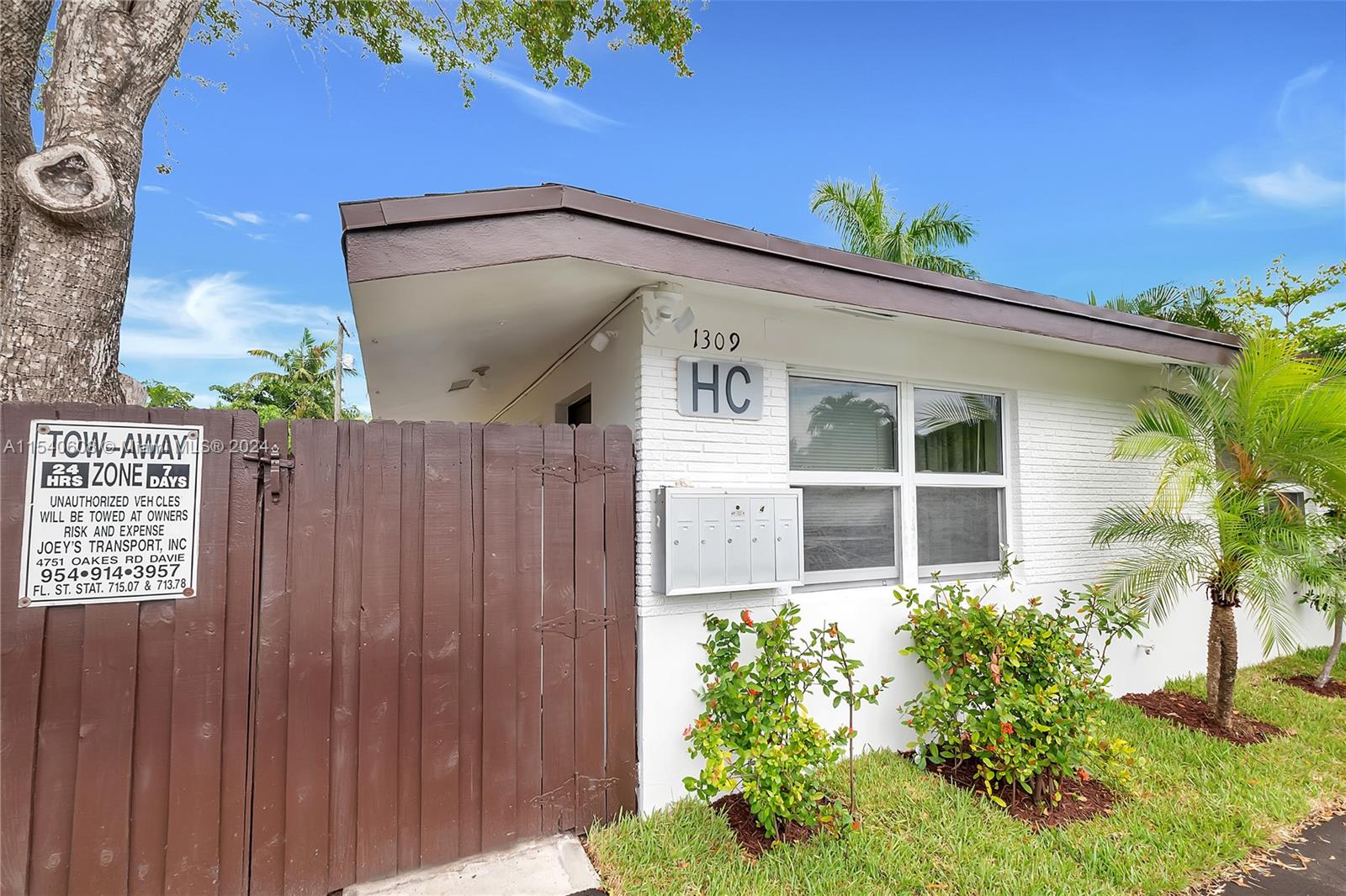 1309 NE 16th Ter #1 For Sale A11540608, FL