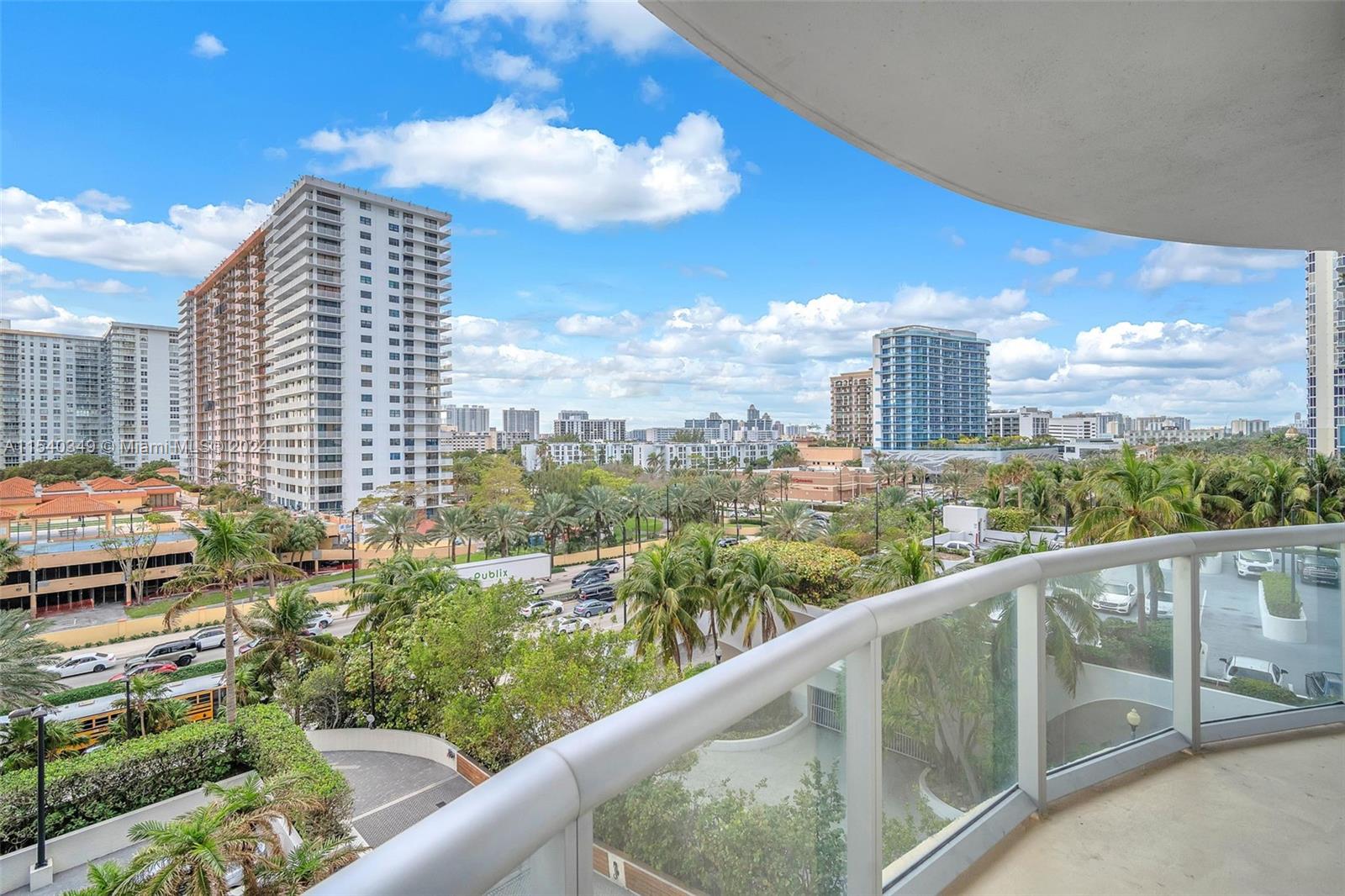 17315 Collins Ave 607, Sunny Isles Beach, FL 33160, 2 Bedrooms Bedrooms, ,2 BathroomsBathrooms,Residential,For Sale,Collins Ave,A11540349