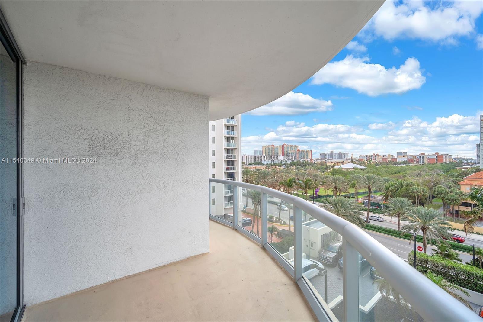 17315 Collins Ave 607, Sunny Isles Beach, FL 33160, 2 Bedrooms Bedrooms, ,2 BathroomsBathrooms,Residential,For Sale,Collins Ave,A11540349