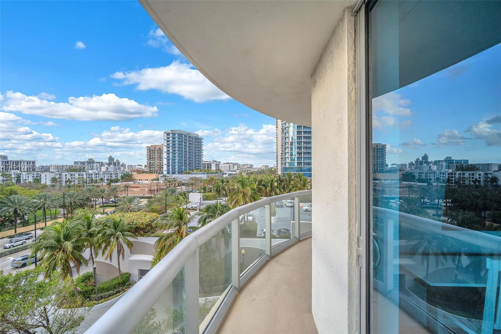 17315 Collins Ave 607, Sunny Isles Beach, FL 33160, 2 Bedrooms Bedrooms, ,2 BathroomsBathrooms,Residential,For Sale,Collins Ave,A11540349