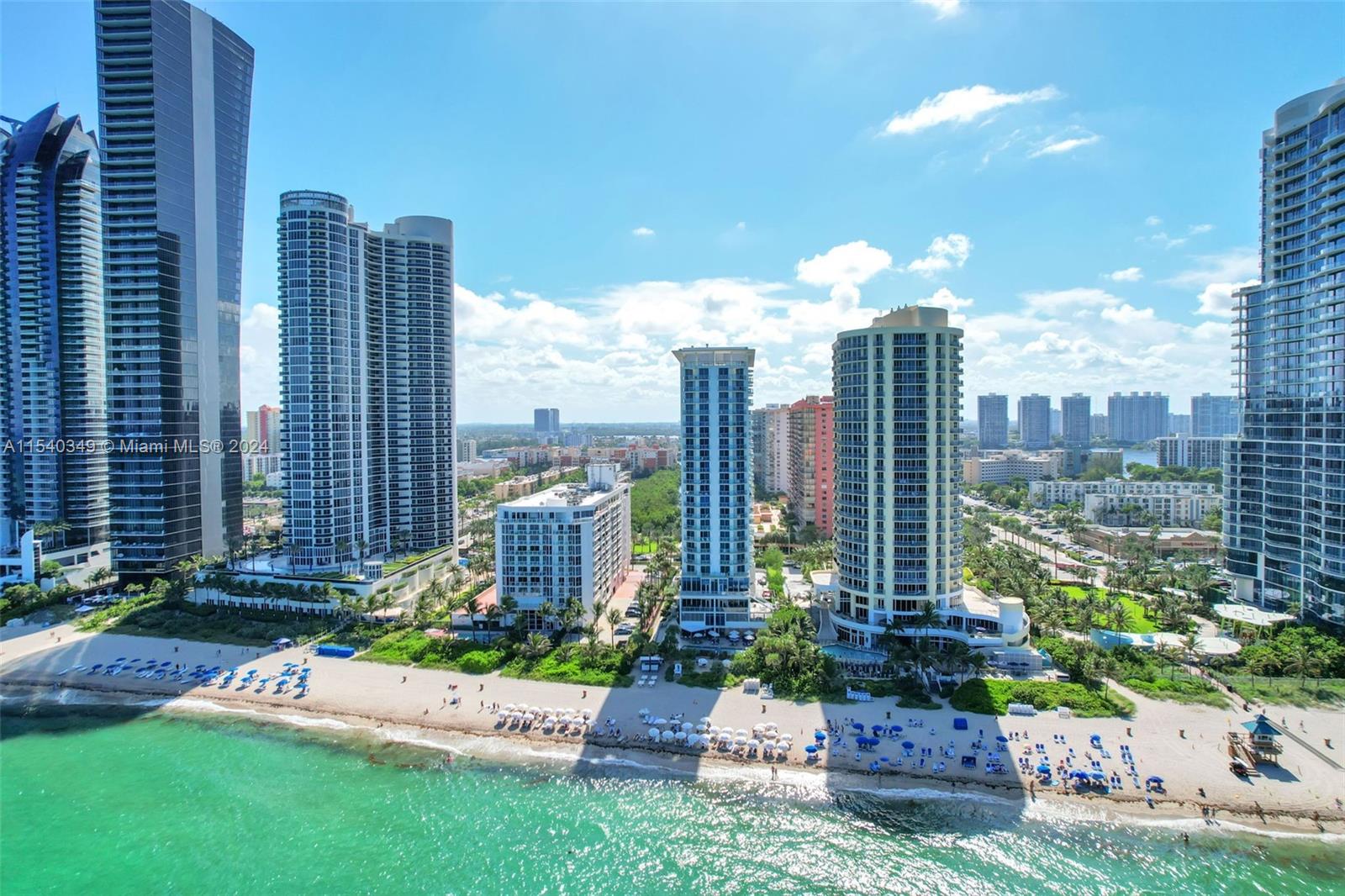 17315 Collins Ave 607, Sunny Isles Beach, FL 33160, 2 Bedrooms Bedrooms, ,2 BathroomsBathrooms,Residential,For Sale,Collins Ave,A11540349