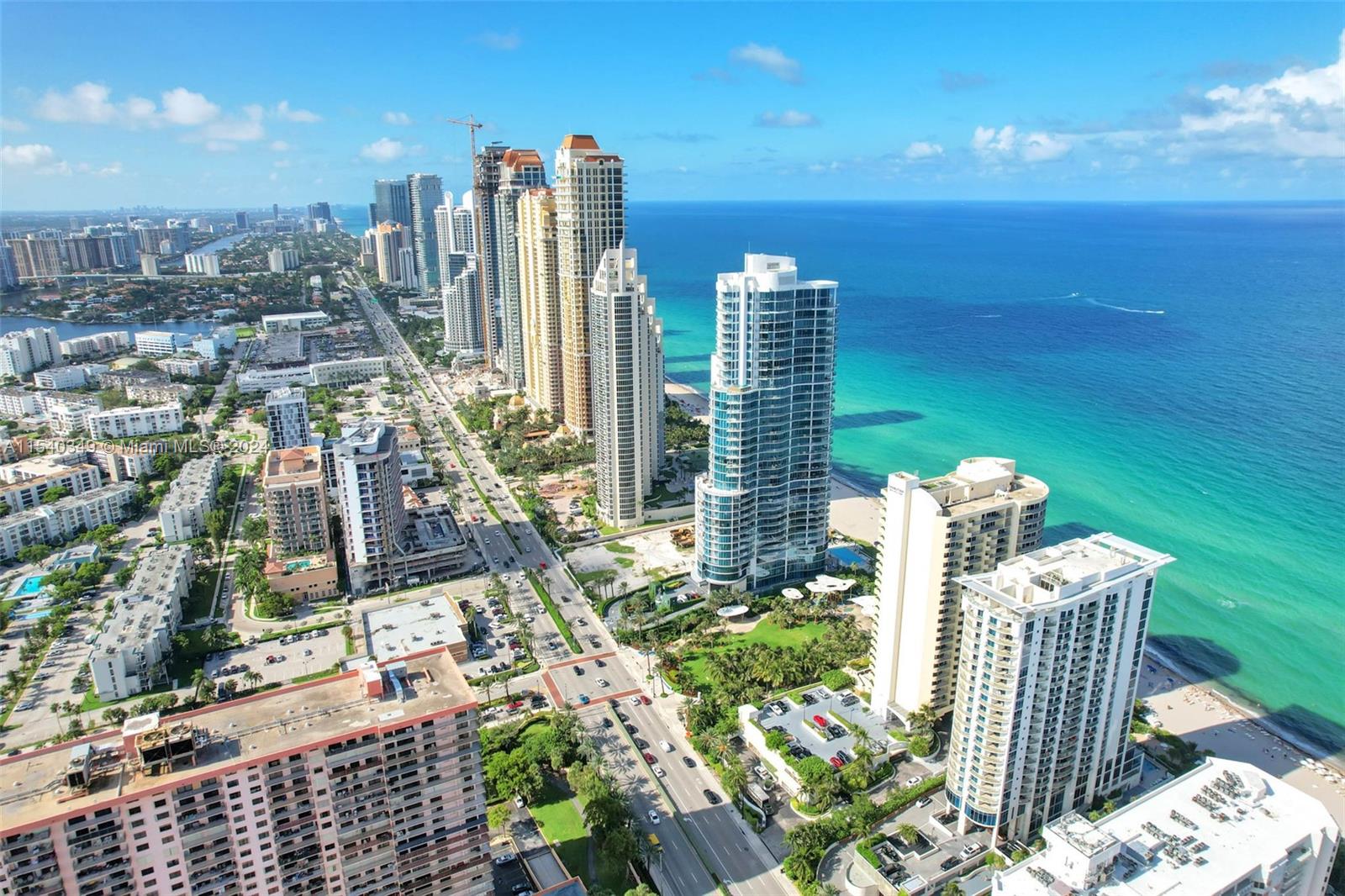 17315 Collins Ave 607, Sunny Isles Beach, FL 33160, 2 Bedrooms Bedrooms, ,2 BathroomsBathrooms,Residential,For Sale,Collins Ave,A11540349