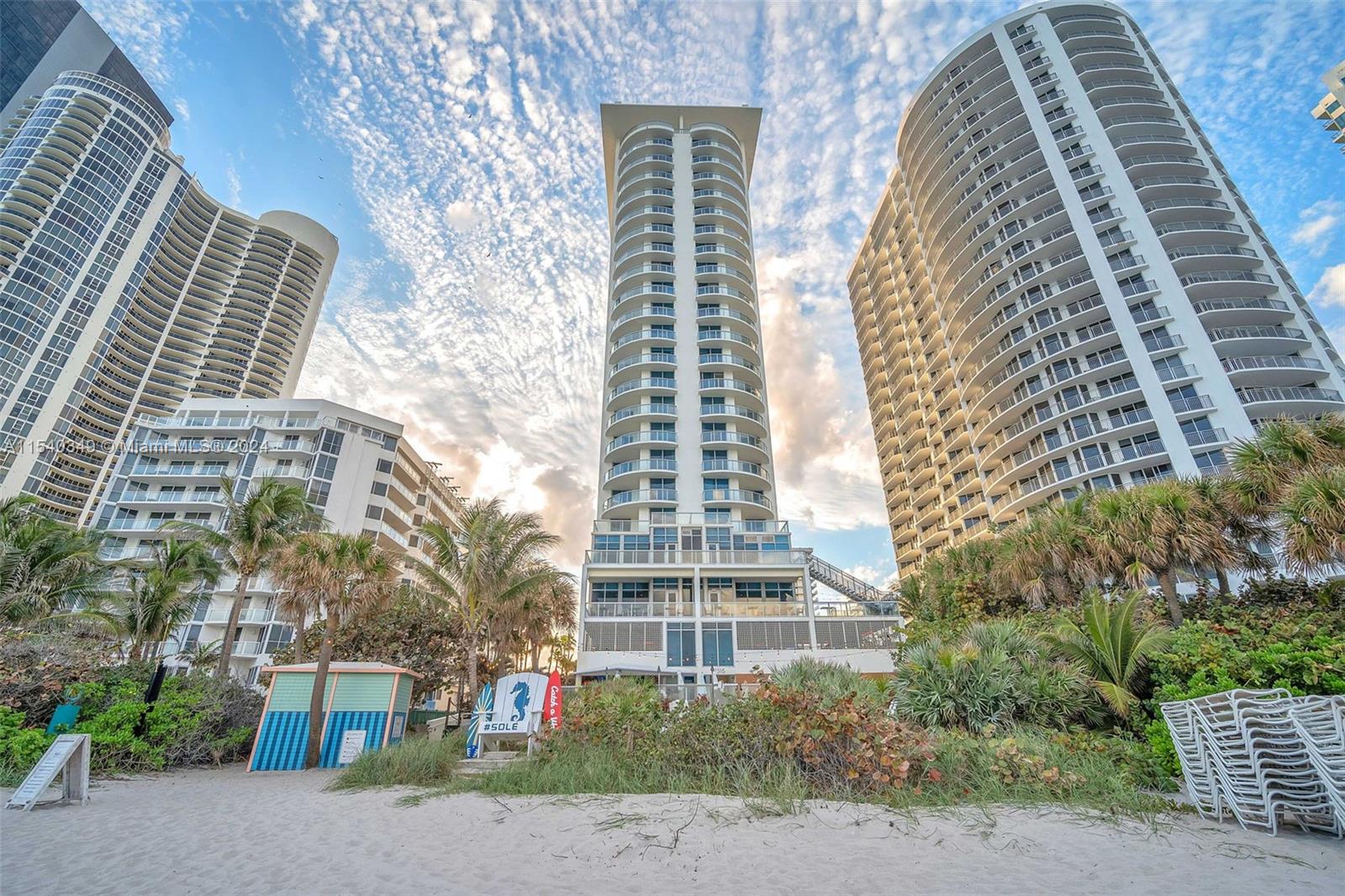 17315 Collins Ave 607, Sunny Isles Beach, FL 33160, 2 Bedrooms Bedrooms, ,2 BathroomsBathrooms,Residential,For Sale,Collins Ave,A11540349