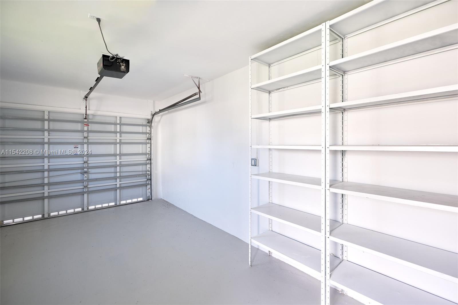 426 SE 3rd St, Dania Beach, Florida 33004, 4 Bedrooms Bedrooms, ,3 BathroomsBathrooms,Residential,For Sale,426 SE 3rd St,A11542208