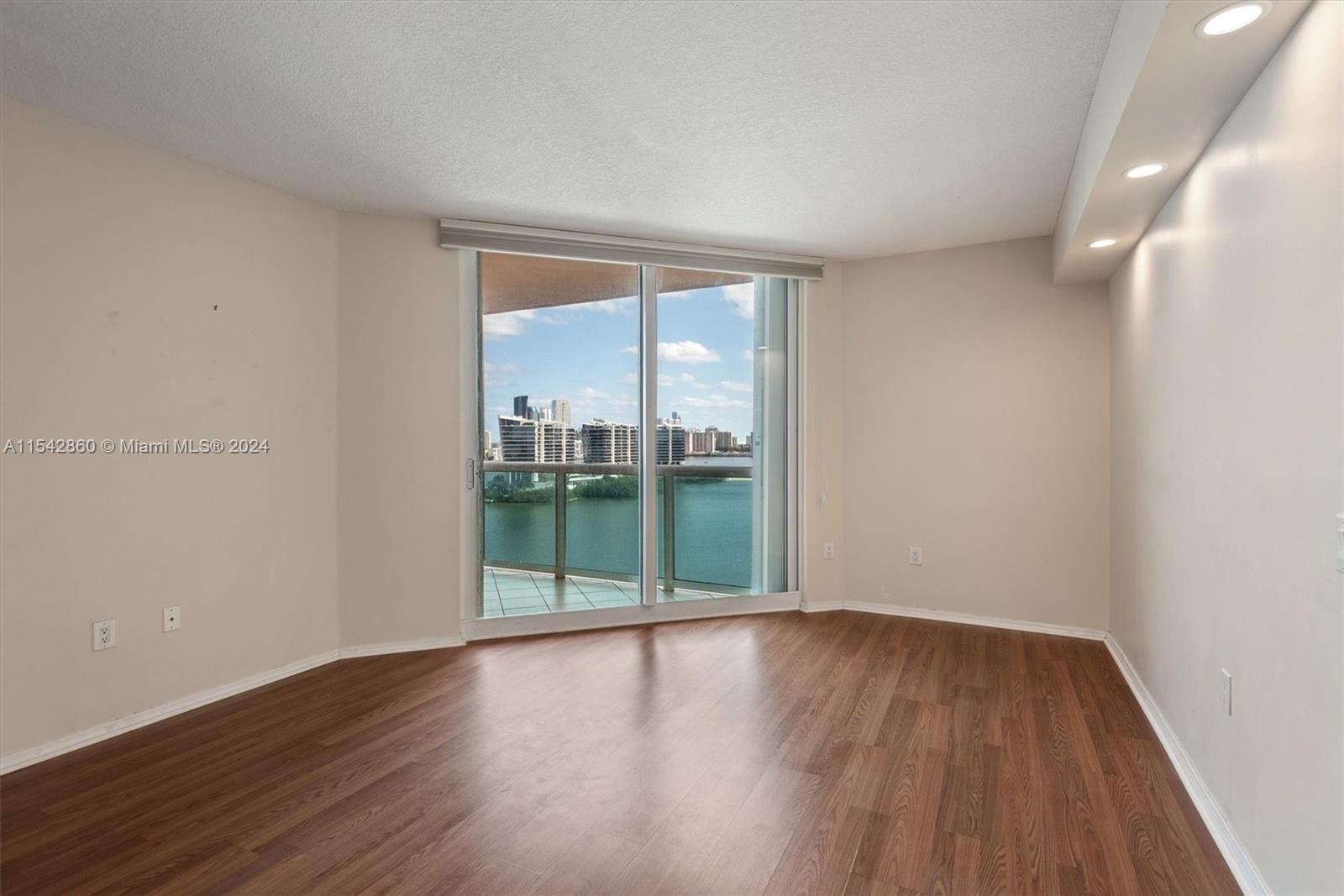 3370 Hidden Bay Dr 1604, Aventura, Florida 33180, 2 Bedrooms Bedrooms, ,2 BathroomsBathrooms,Residential,For Sale,3370 Hidden Bay Dr 1604,A11542860