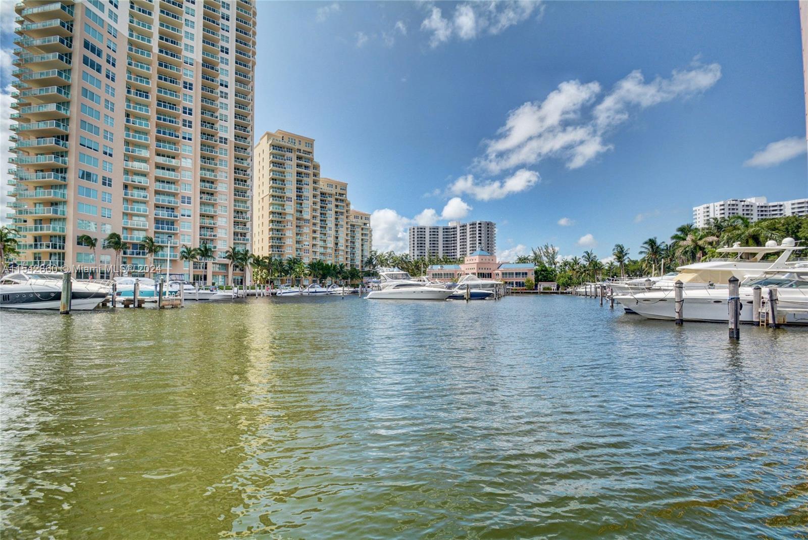 3370 Hidden Bay Dr, Aventura, FL, 33180 United States, 2 Bedrooms Bedrooms, ,2 BathroomsBathrooms,Residential,For Sale,Hidden Bay Dr,A11542860