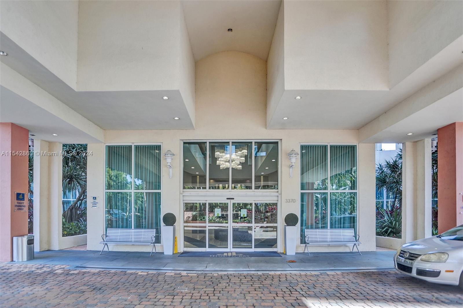 3370 Hidden Bay Dr 1604, Aventura, Florida 33180, 2 Bedrooms Bedrooms, ,2 BathroomsBathrooms,Residential,For Sale,3370 Hidden Bay Dr 1604,A11542860