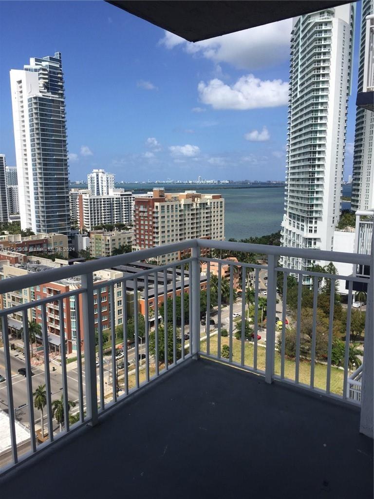 275 NE 18th St 2101, Miami, Florida 33132, 1 Bedroom Bedrooms, ,1 BathroomBathrooms,Residentiallease,For Rent,275 NE 18th St 2101,A11542908
